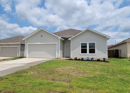 108 Canales Circle - Photo 1