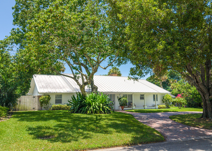 15 W High Point Road - Photo 1