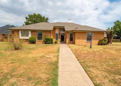 3201 Creekwood Court - Photo 1