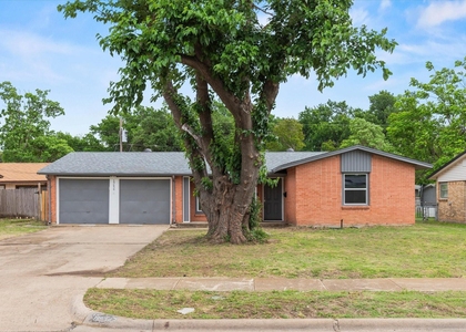 13634 Pyramid Drive - Photo 1