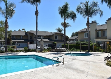 630 W Palm - Photo 1