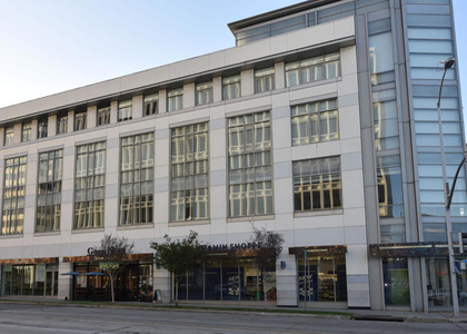 175 S Lake Avenue - Photo 1
