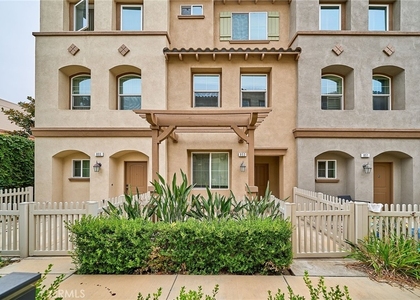 853 E Hollyvale - Photo 1
