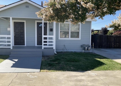 1118 Maple Street - Photo 1
