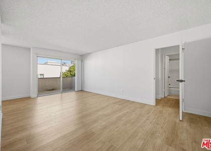 1352 S Carmelina Avenue - Photo 1