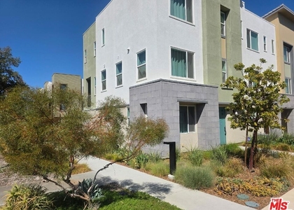 27010 Tanager Lane - Photo 1