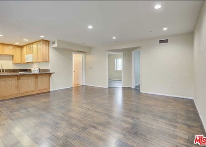 6815 Baird Avenue - Photo 1