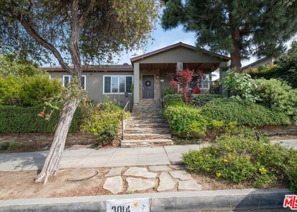 3014 Urban Avenue - Photo 1