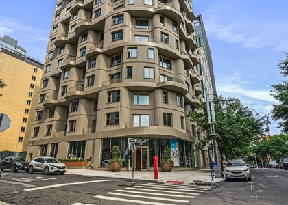 24-01 Queens Plaza N - Photo 1