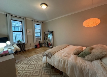 157 E 2nd Street - Photo 1