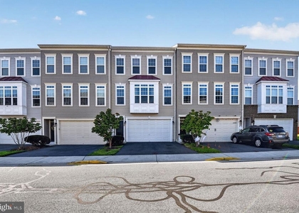 220 Apsley Terrace - Photo 1