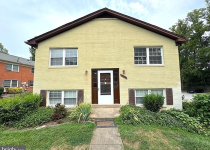 9642 Hagel Cir - Photo 1