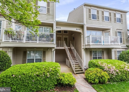 8202 Catbird Circle - Photo 1