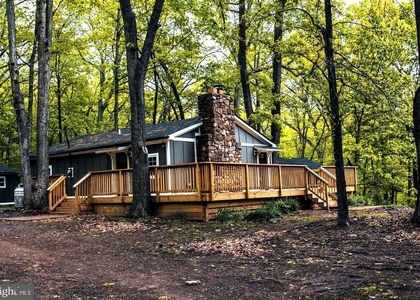 220 Retreat Lane - Photo 1