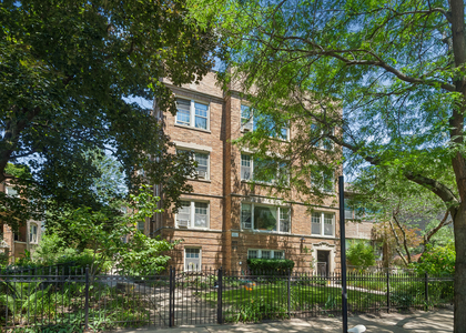 2018 W Greenleaf Avenue - Photo 1