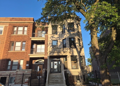 6141 S Greenwood Avenue - Photo 1