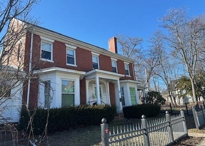 722 Central - Photo 1