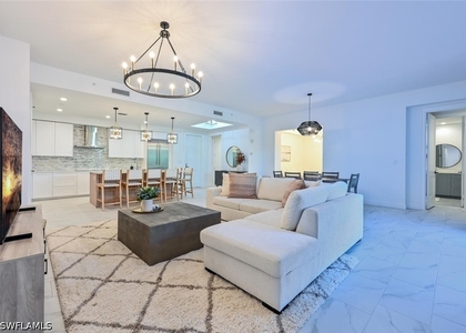 1115 Central Avenue - Photo 1