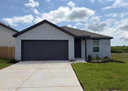 940 Woodhaven Lakes Drive - Photo 1
