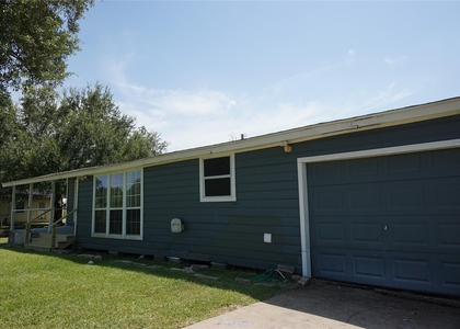 306 Center Way Street - Photo 1