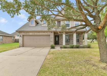 5002 Creekside Avenue - Photo 1