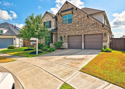 6211 Shore Ridge Court - Photo 1