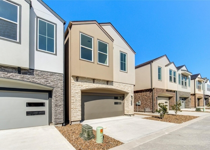 2922 El Fenice Lane - Photo 1