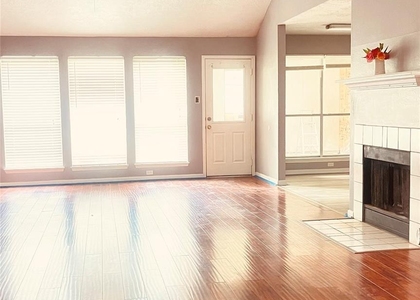 6406 Bayou Crest Drive - Photo 1