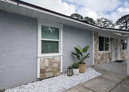 306 Palm Avenue - Photo 1