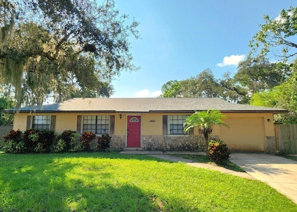 5901 Aires Avenue - Photo 1