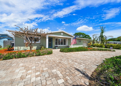 121 Algonquin Terrace - Photo 1
