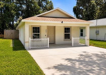 986 Nw 1st Street - Photo 1