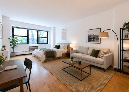 East 46th Street - Photo 1