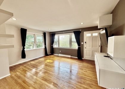 220 Foxon Hill Road - Photo 1