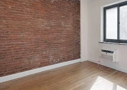 East 80th Street - Photo 1