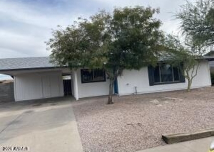 4417 S Newberry Road - Photo 1