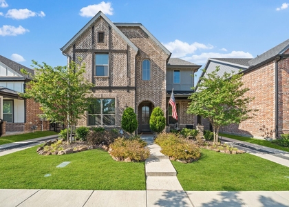 1908 Temple Hill - Photo 1