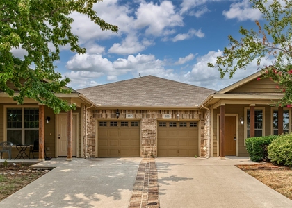 355 Armstrong Lane - Photo 1