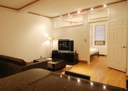 West 58th Street - Photo 1