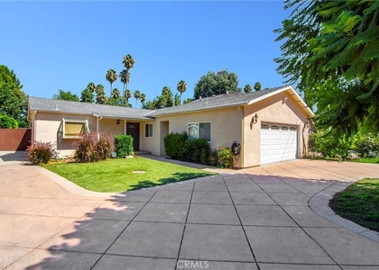 22839 Dolorosa Street - Photo 1