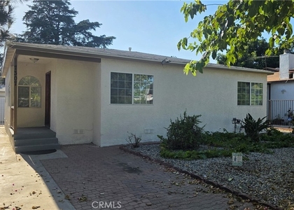7307 Tyrone - Photo 1