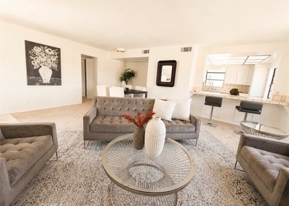 5034 Templeton - Photo 1