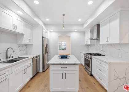 851 N San Vicente Boulevard - Photo 1