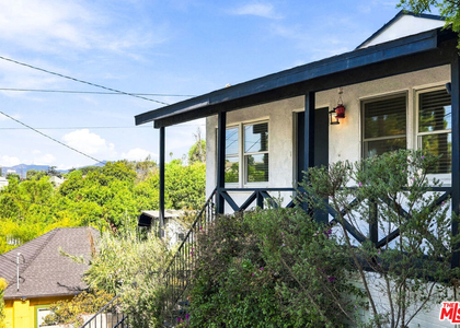 2117 Duane Street - Photo 1