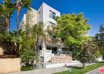 1430 S Beverly Glen Boulevard - Photo 1