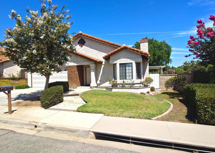 2500 Kensington Avenue - Photo 1