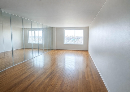 61-20 Grand Central Parkway - Photo 1