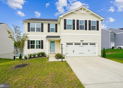 1608 Creek Bottom Place - Photo 1