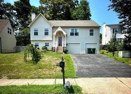 8 Scarborough Court - Photo 1