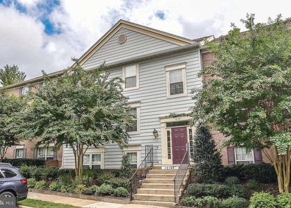 12103 Greenwood Court - Photo 1